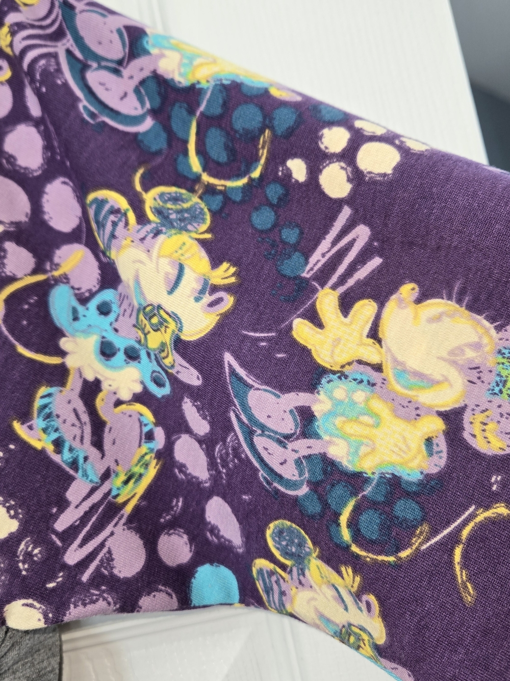 LuLaRoe Disney Minnie Mouse Tee Womens Large Heather Gray Purple Raglan Shirt - Picture 8 of 9